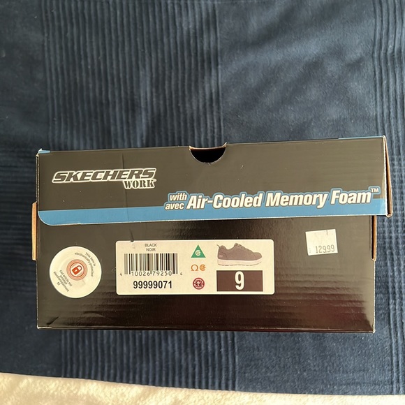 Skechers Work shoes. Size 9 - Picture 2 of 8